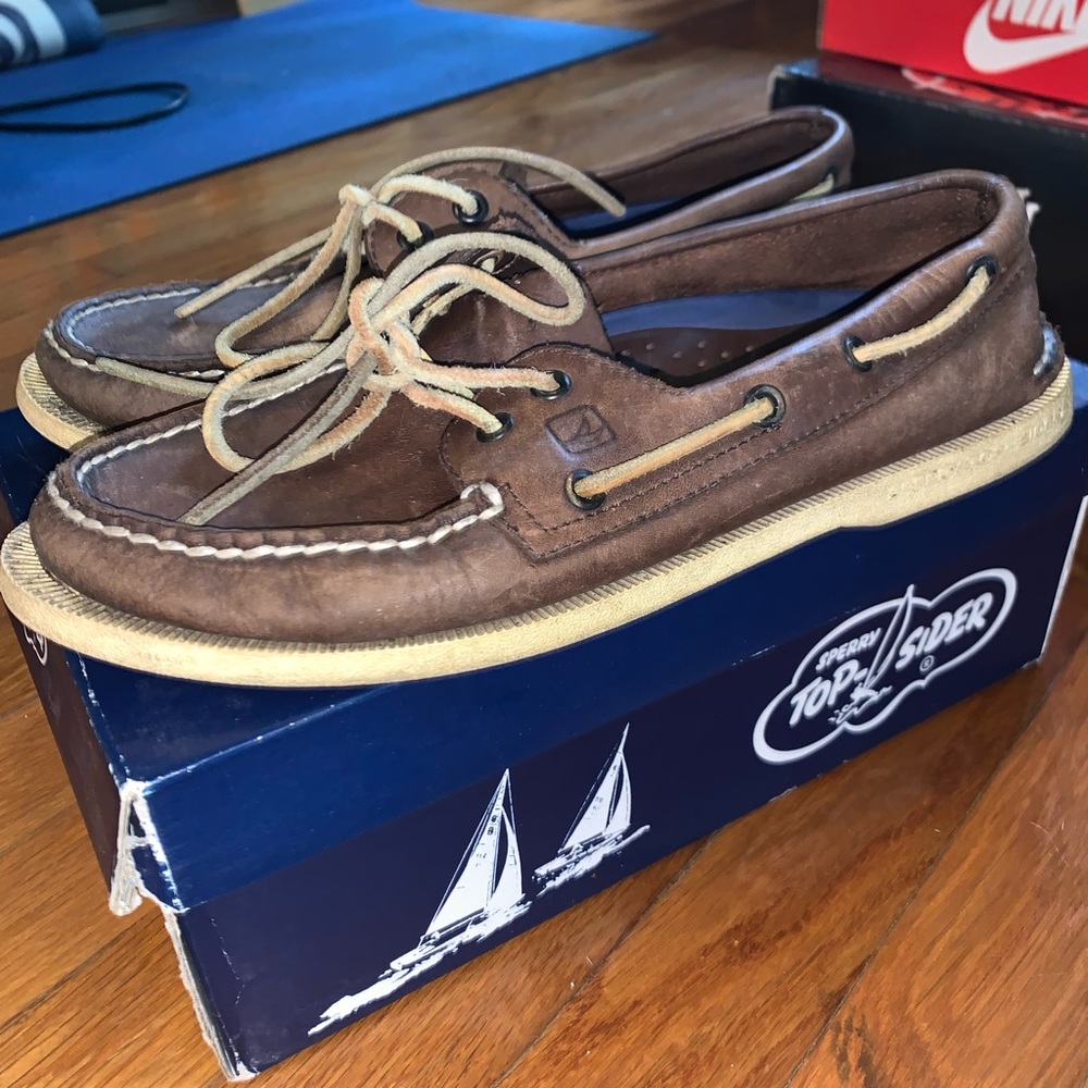 Sperry Original 2-eye boat shoe